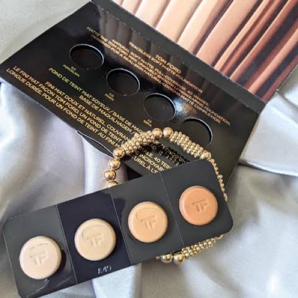 New!Tom Ford Soft Matte Foundation Samples:Hyarulonic Acid &but C & Microspheres - Picture 5 of 15